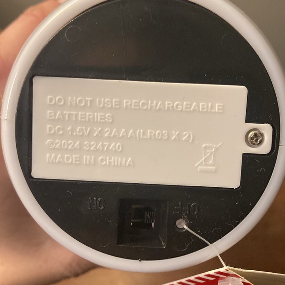 NWT- 14” LED Light Up Adorable Snowman Decoration 🔋 Operated - Picture 16 of 17